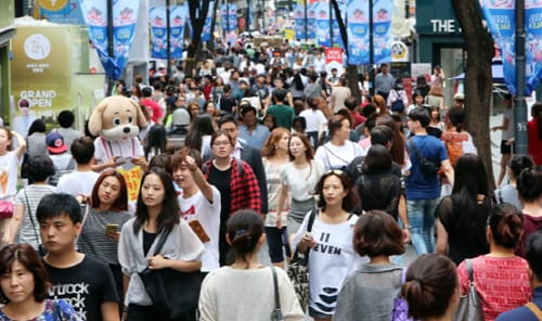 중국 관광객 증가 지속, 연내 800만명 유치 한다
