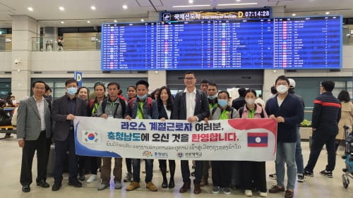 영농철 맞은 농촌에 라오스 일손 투입