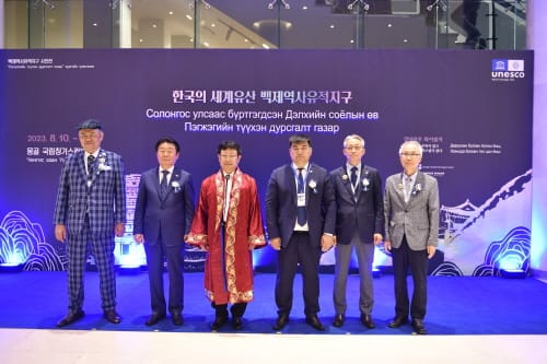 ‘한국의 세계유산 백제역사유적지구’ 사진 전시회 개막