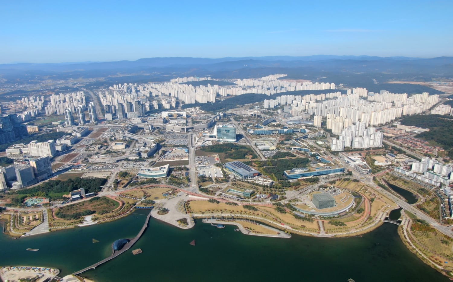 최민호 세종시장, 행정수도 헌법 명문화와 세종시법 전면 개정 제안... '행정수도 세종' 특별 기획 세미나 발표