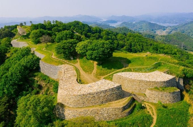 대전시 계족산성 성곽 보수공사 마침내 재개