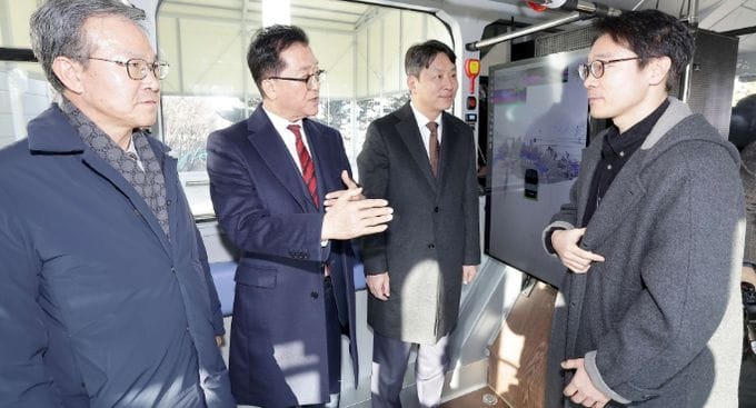 대전시의회 조원휘 의장 “대전 미래교통 실증 시작”