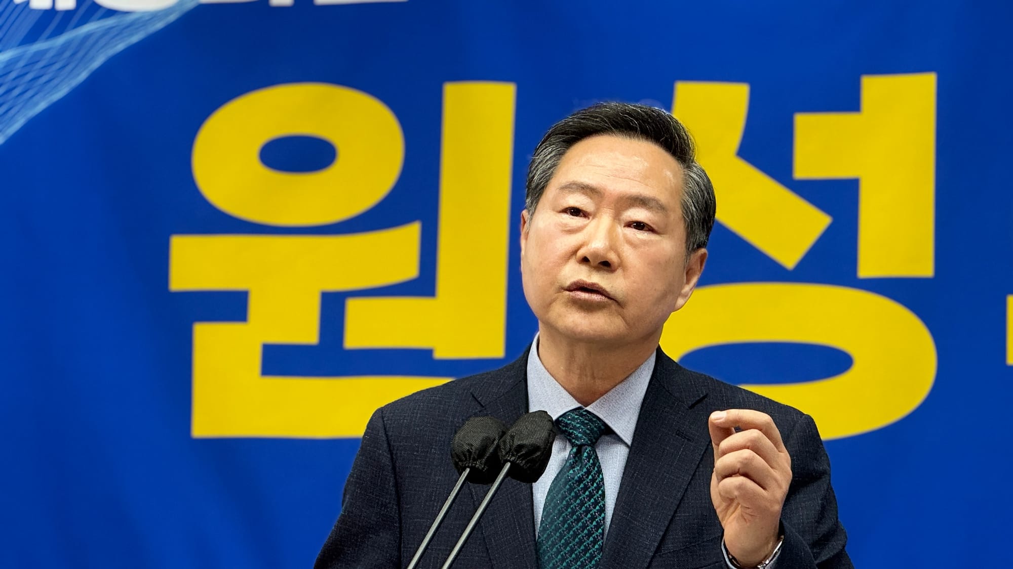 [논평] 원성수 후보 세종교육감 출마... 능력 중심 공약과 정치색 논란 사이에서