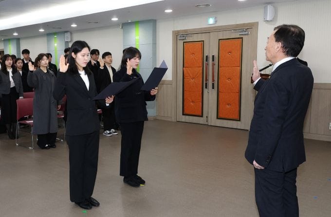 대전시교육청, 행복한 학교 미래를 열어갈 새내기 교사들의 희망찬 발걸음