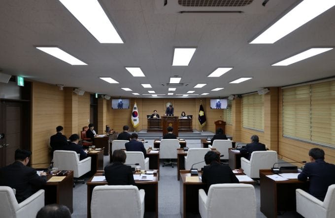 부여군의회, 제300회 임시회 개회