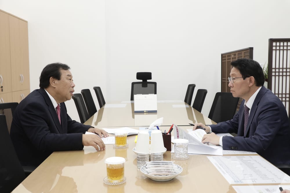 최민호 시장, 여당에 시정 현안 전폭 지원 요청 post image