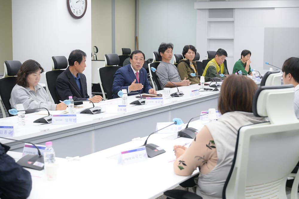 최민호 세종시장, 정원도시박람회 시민 의견수렴 시작 post image