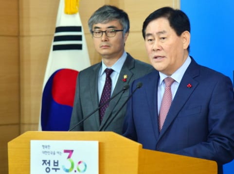 정부 “누리과정 예산 미편성 직무유기, 강력 대처할 것” post image
