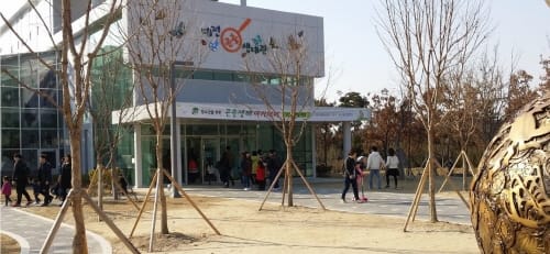 대전곤충생태관, 온가족 체험 나들이 명소로 자리 매김 post image