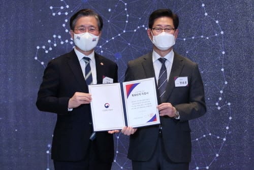 ‘디스플레이 초강국 실현’ 속도낸다 post image