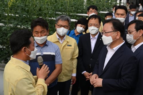 박정현 군수, 김부겸 국무총리에 부여군 현안사업 건의 post image