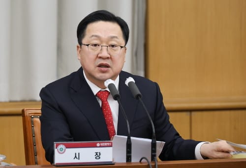 이장우 시장, 대전 미래 바꿀 혁신적 국비사업 발굴 지시 post image