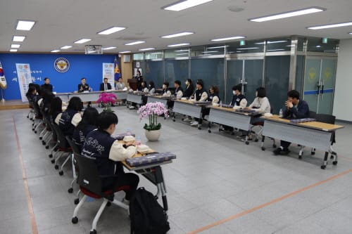 “온라인 불법 정보, 우리가 직접 잡는다!” post image