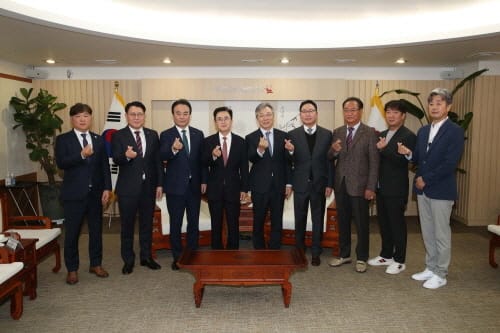 8개 기관·기업 산불 복구 성금 7억여 원 기탁 post image