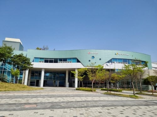 어진동 주민센터, 13일 개청, 본격 업무 시작 post image