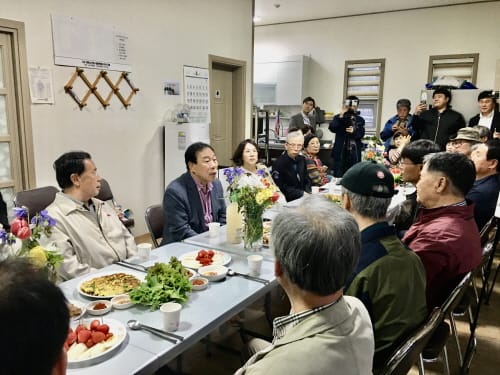 최민호 시장, 세 번째 1박2일 소통 행보 이어가 post image