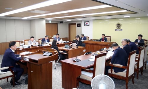 농수해위, 고령은퇴농 연금제 시행 따른 면밀한 검토 당부 post image