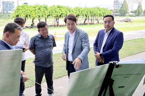 이상래 대전시의회 의장 “갑천 물놀이장 전국 최고로 조성” post image