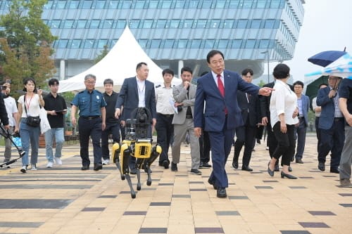 인공지능 자율주행 순찰로봇 이응다리 지킨다 post image