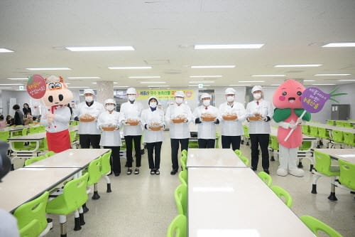 "오늘은 세종산 우수 농축산물 급식 먹는 날~" post image