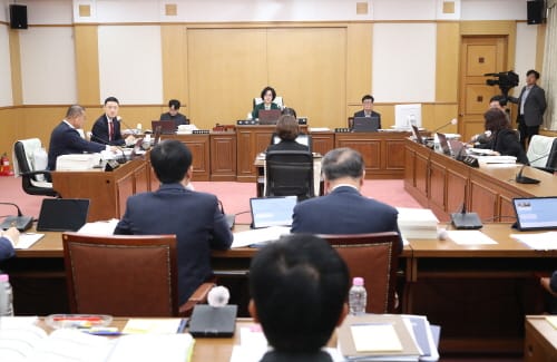대전시의회 교육위원회 제274회 제2차 정례회 제1차 회의 post image