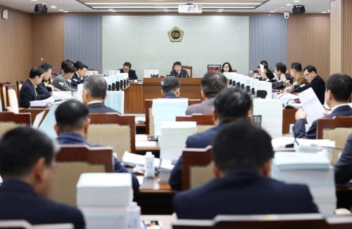 충남도의회, 내년 충남도 본예산 120억 8227만 원 삭감 post image