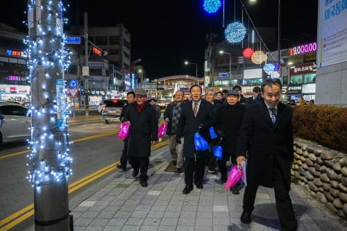 조치원 원도심 빛거리로 환하게 밝혀진다 post image
