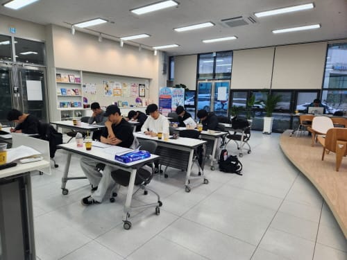 충남 청년, 이곳 통해 취업했다 post image