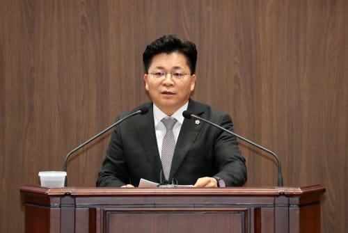 김민수 의원 “충남 저출산 대책, 혁명적 변화 필요” post image