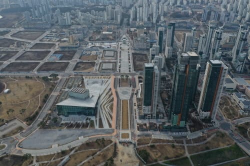 시민이 편하게 머무는 도시상징광장 만든다 post image