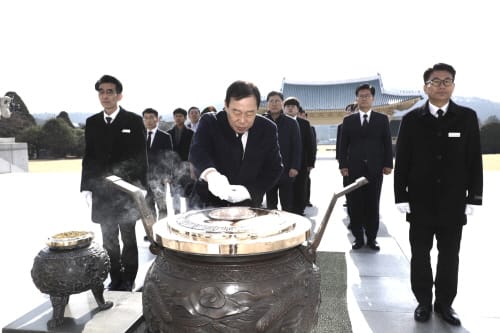 최민호 시장, 서해수호 55용사 숭고한 넋 기렸다 post image