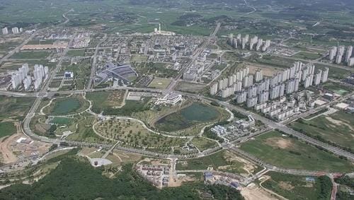 ‘혁신도시 완성’ 꿈 키우는 힘쎈충남 post image