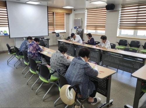 부여군치매안심센터 쉼터 '뇌나이 청춘' 운영 post image