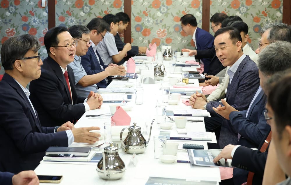 시가 총액 70조 돌파 민선 8기 상장기업, 대전시와  ‘일류 경제도시 도약 맞손’ post image