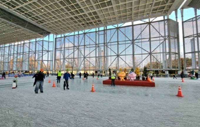대전시 엑스포시민광장 야외스케이트장으로 겨울여행 떠나요 post image