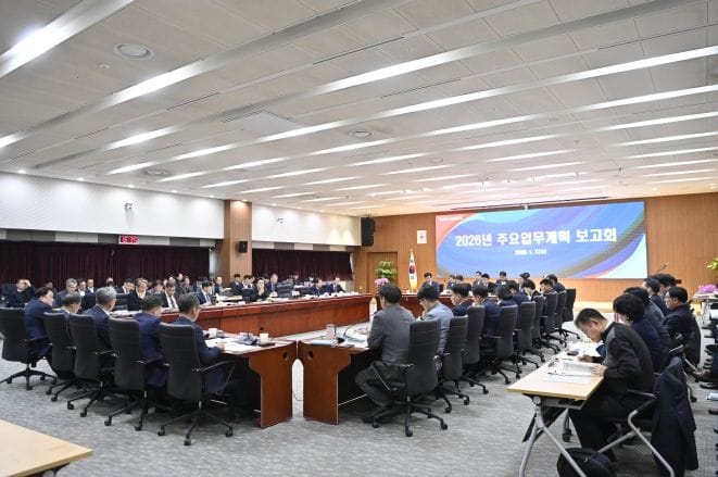 충남도, 군민이 함께 기억하는 기념행사로 이어가야 post image