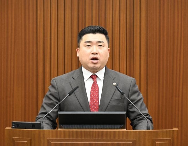 세종시의회 최원석 의원, “행정수도 위상 흔드는 기관 이전 시도 즉각 중단해야" post image