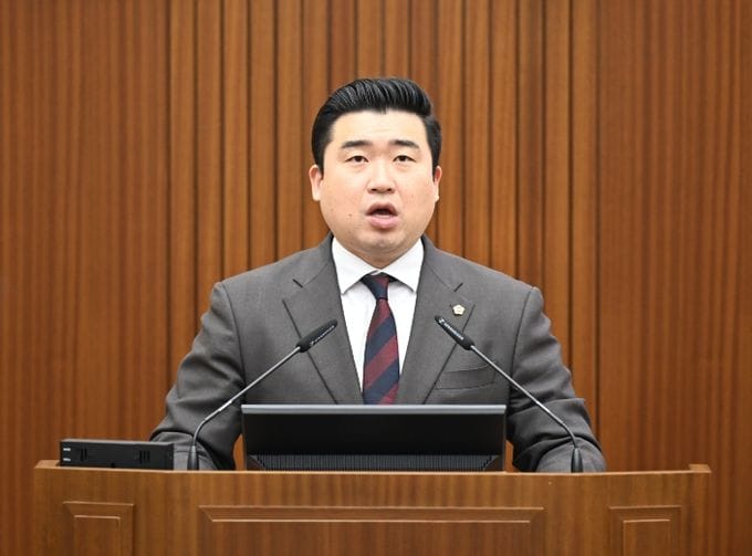 세종시의회 최원석 의원, ‘무분별한 국가기관 이전 요구 규탄 및 행정수도 사수를 위한 결의안’ 대표발의 post image