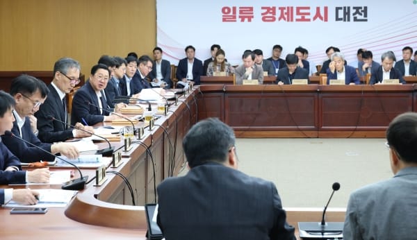 “기억과 공간이 공존하는 도시, 철거보다 상생” post image