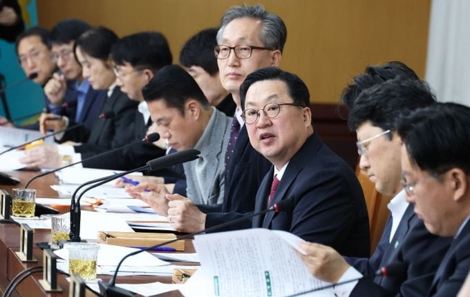 '민주당 발의 통합법' 시민 설득할 수 없어! post image