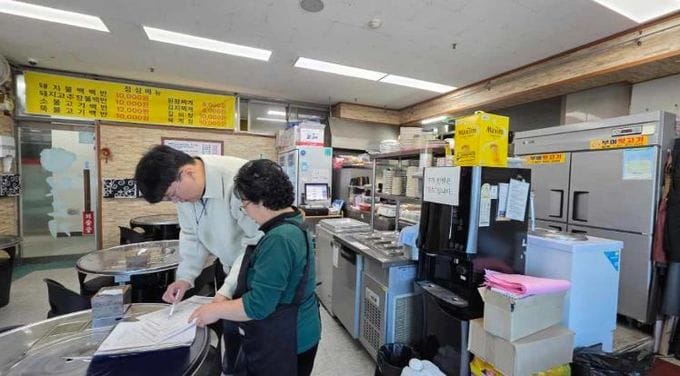 부여, 다중이용업소 및 전통시장 내 식품위생업소 점검 실시 post image