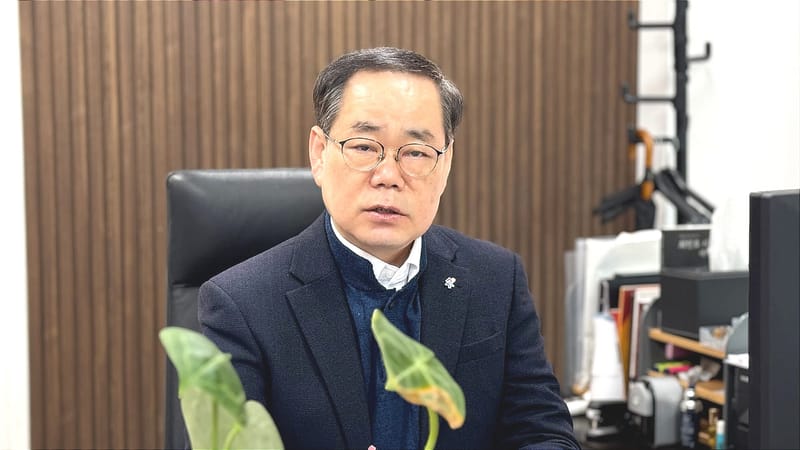 '일자리와 경제, 두 축을 잇는' 세종일자리경제진흥원 이홍준 초대 원장 post image